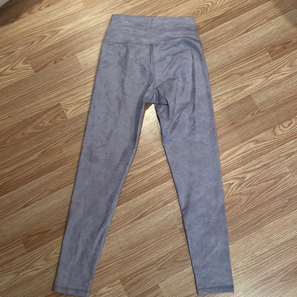 Aerie offline high rise crossover waist shine leggings - Picture 3 of 3